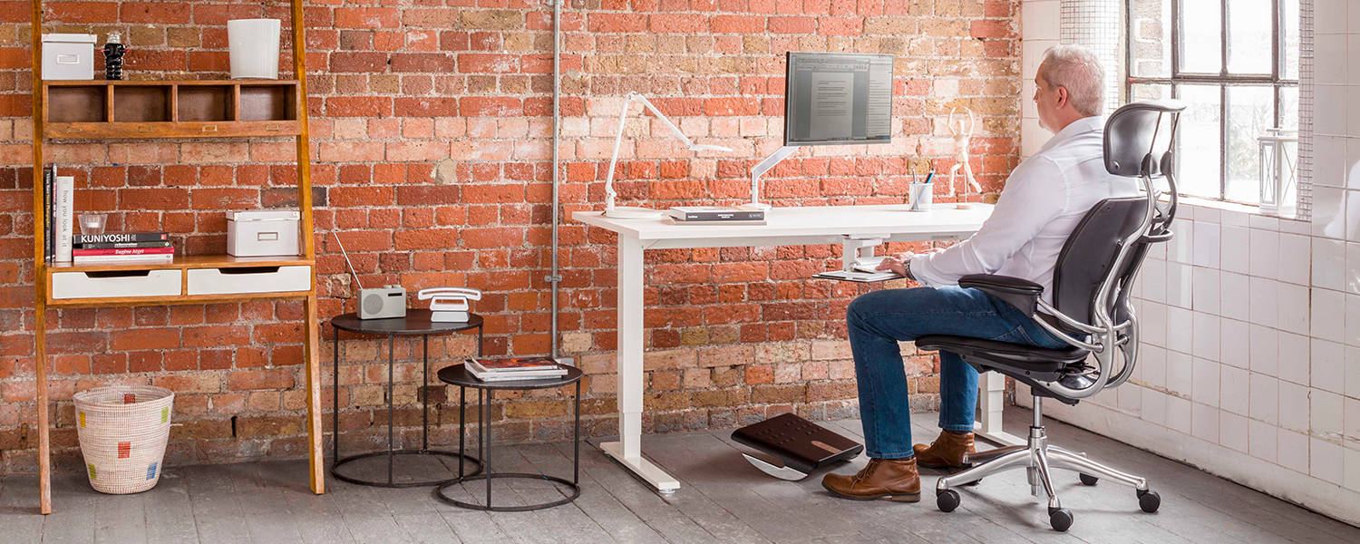 Home Office - porady dotyczące wygodnej i ergonomicznej pracy poza biurem