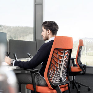Interstuhl - PUREis3